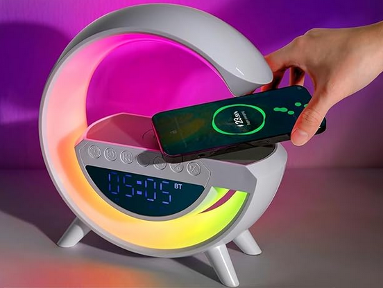 4v1 LAMPA, BEZDRÔTOVÁ NABÍJAČKA, BLUETOOTH REPRODUKTOR S HODINAMI