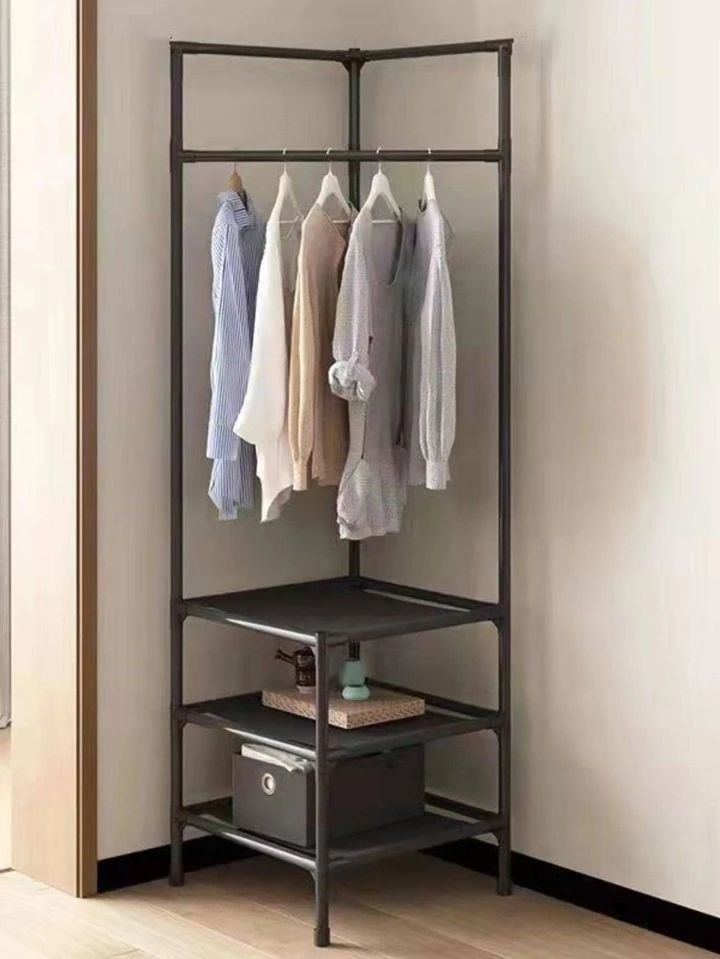 ROHOVÝ REGÁL NA SKLADOVANIE ODEVU