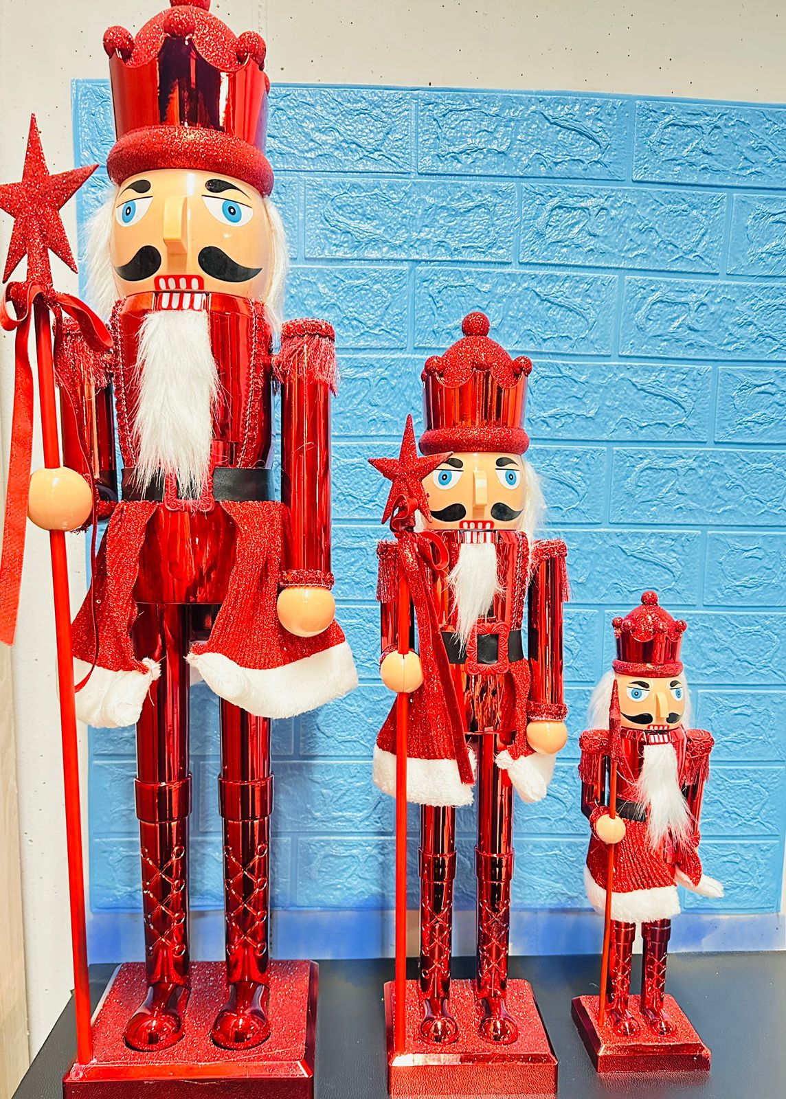 ČERVENÉ DEKORATÍVNE ORIEŠKY 40/60/80CM